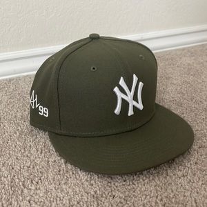 NY yankee fitted